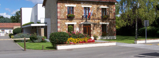 Hôtel de ville d'Aulnay-sur-Mauldre Hôtel de ville d'Aulnay-sur-Mauldre