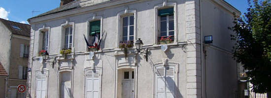 Hôtel de ville de Crespières