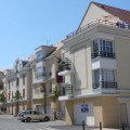 Ecquevilly_Place_fresnes.JPG