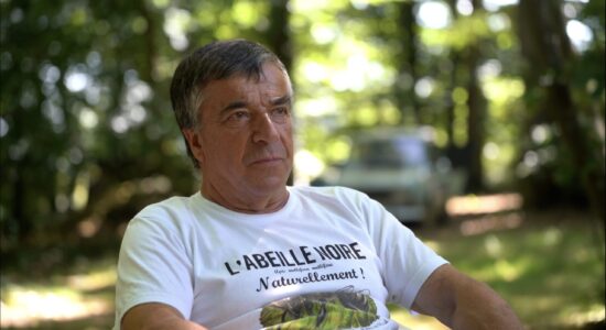 Jacky Boisseau est apiculteur depuis plus de 40 ans.