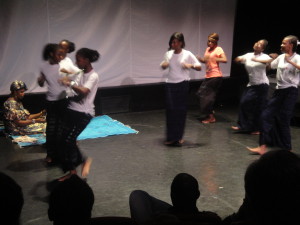 Les jeunes de l'ADVO ont animé la soirée avec des danses maliennes