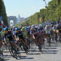 Le Tour de France sur les Champs-Elysées