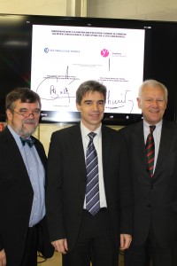 Pierre-Antoine Gailly, Président de la CCI Paris-Ile-de-France, Laurent Plas, Directeur de l'Itedec et Alain Schmitz, Président du Conseil général